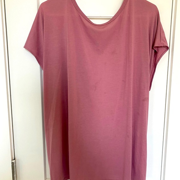 Old navy active tie back top - Picture 2 of 3